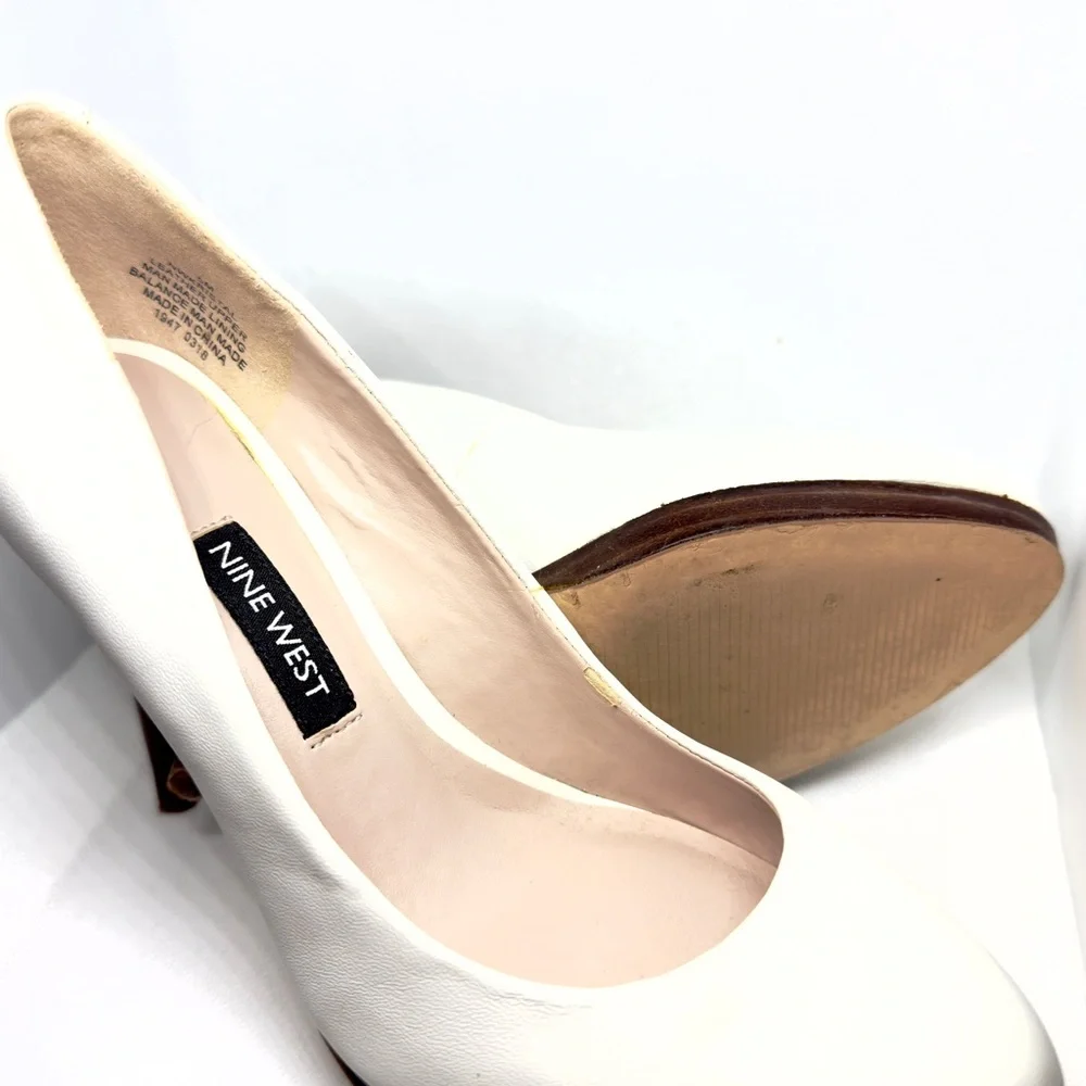 Nine West Women's Classic White Heels Pumps Platform - Picture 6 of 7